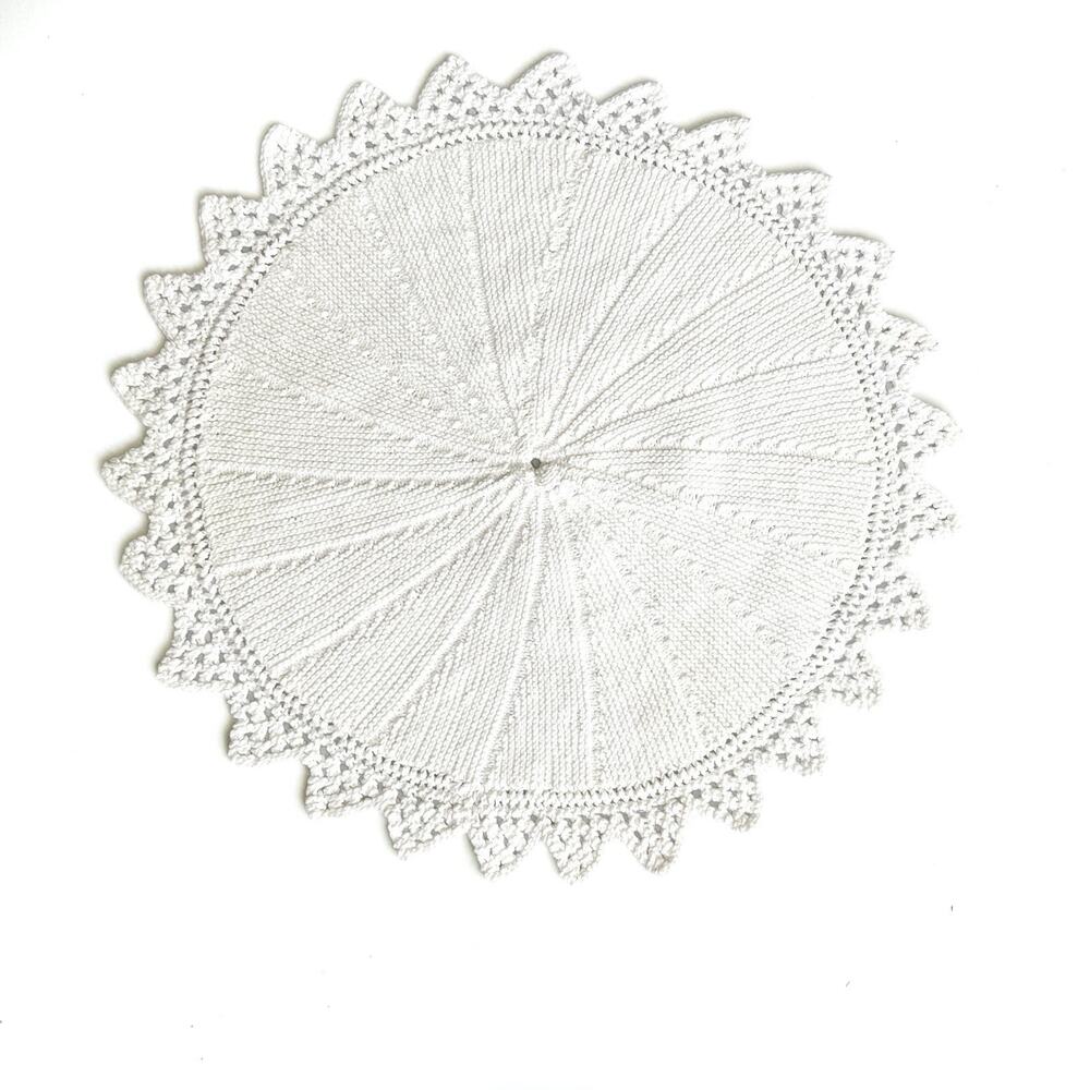 Doily Round White Knit Centerpiece Crochet Lace Edge Table Mat Trivet Cottage